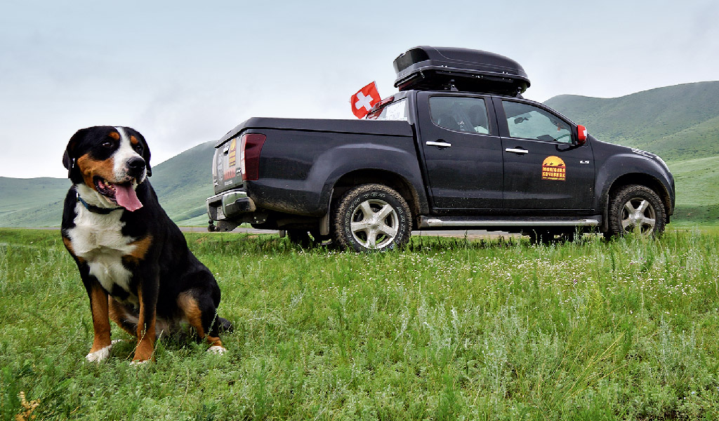 ISUZU
