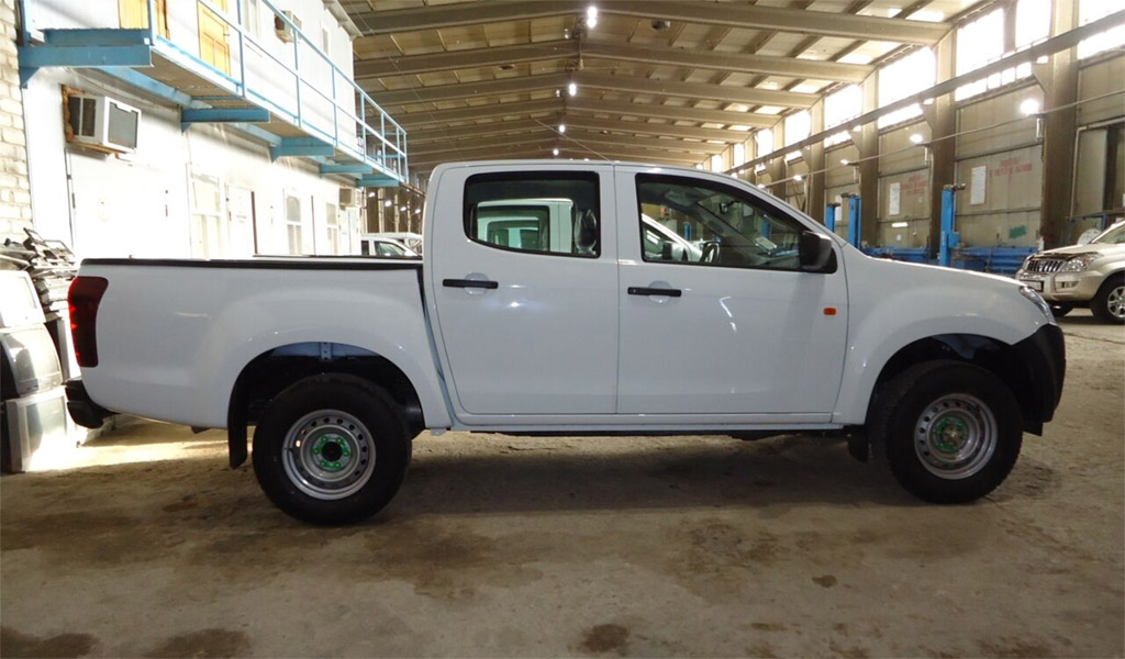ISUZU