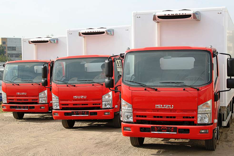 ISUZU